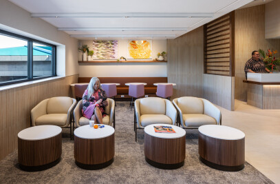 Hawaiian Airlines OGG Lounge