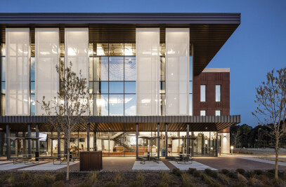 TAMU-T Academic and Student Services Building