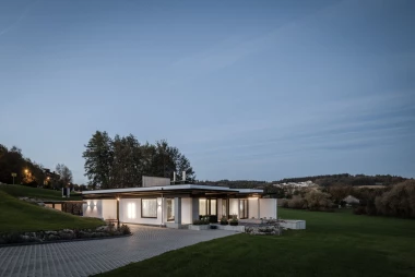 HAUS HANUDA