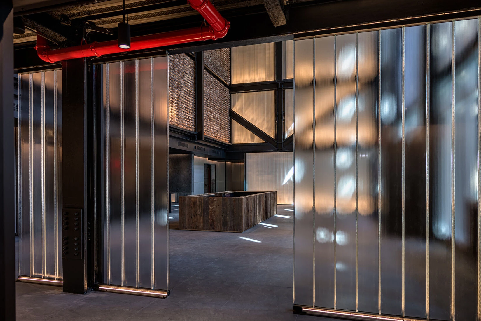 https://archello.com/story/150730/attachments/photos-videos/6 photo_credit Max Touhey