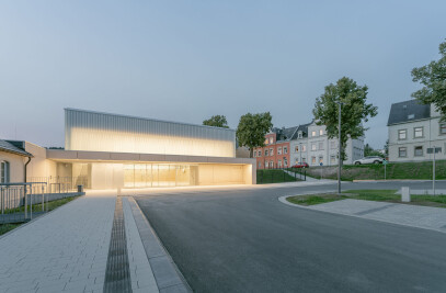 Eric-Frenzel Sports Hall