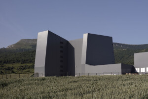 HARIVENASA/Oat factory in Arakil