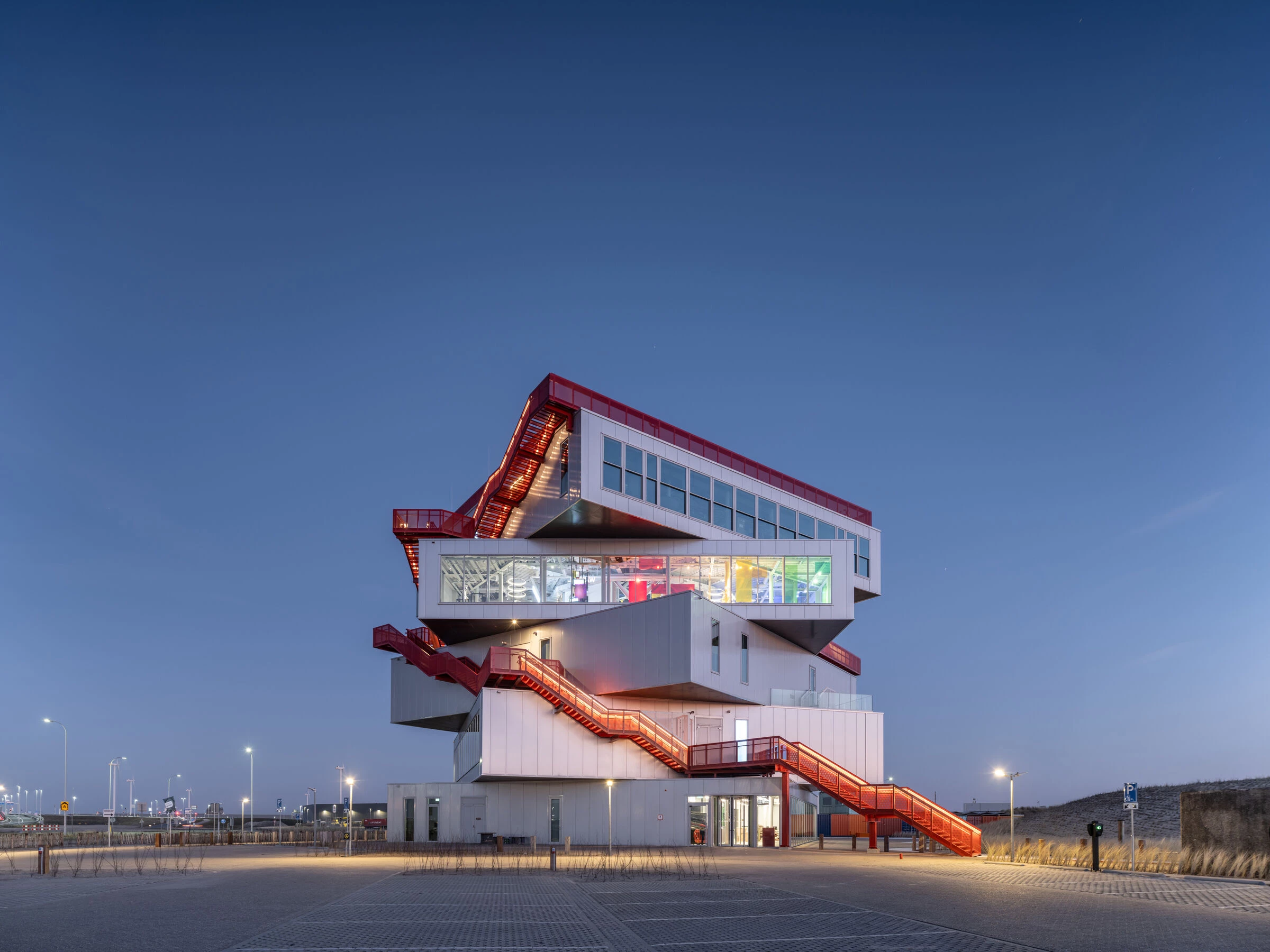 https://archello.com/story/150808/attachments/photos-videos/19 photo_credit Ossip van Duivenbode