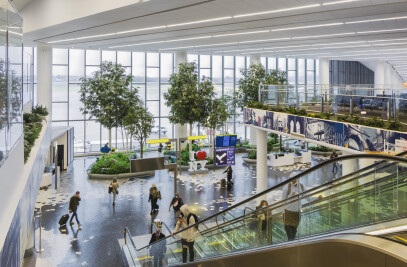 LaGuardia Airport Terminal B Concourse Parks